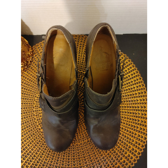 Crown Vintage Leather Ankle Bootie Size 10M - Picture 3 of 5